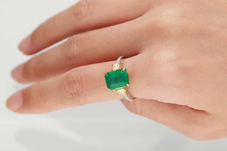 Enchanting Elegance 18K Two-Tone Gold Emerald-Cut Emerald Ring