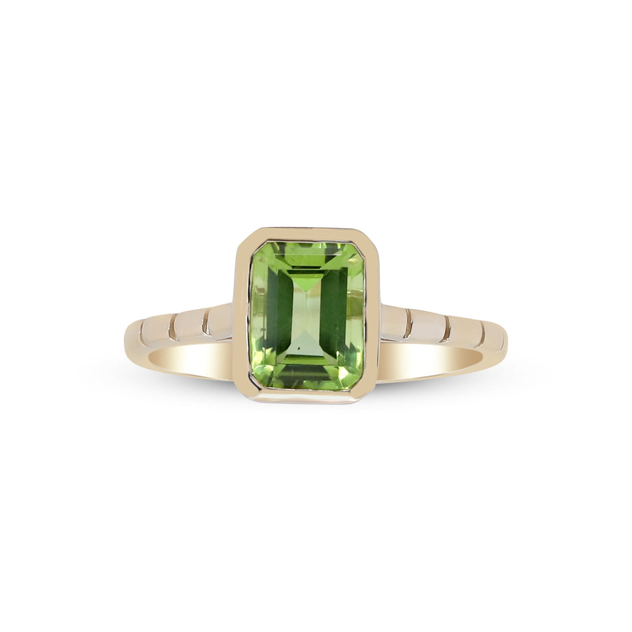 Ainoi 14K Yellow Gold Free Emerald-Cut Manchurian Peridot Ring