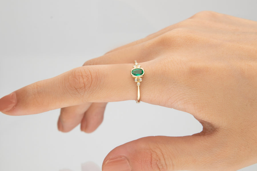 Emersyn 10K Yellow Gold Oval-Cut Emerald Ring