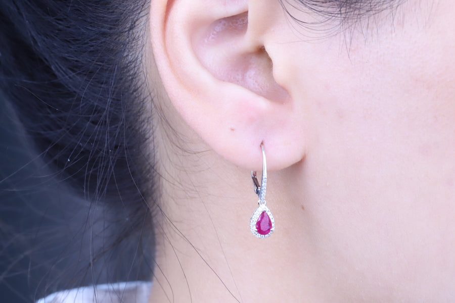 Heel 10K White Gold Pear-Cut Mozambique Ruby Earring