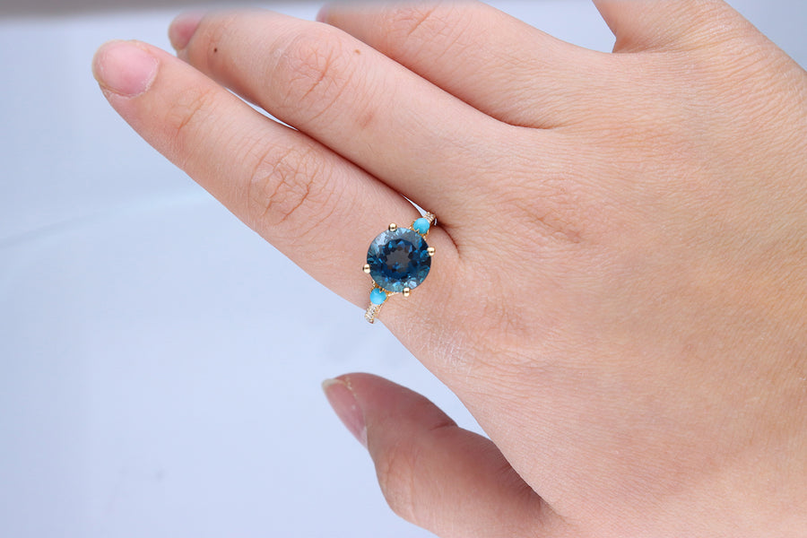 Paisley 14K Yellow Gold Round-Cut Brazilian London Blue Topaz Ring