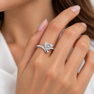 18K White Gold Heart-Cut LAB Grown Diamond Ring