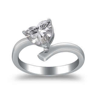 18K White Gold Heart-Cut LAB Grown Diamond Ring