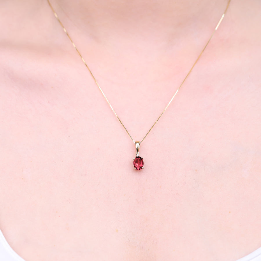 Evelyn 10K Yellow Gold Oval-Cut Garnet Pendant