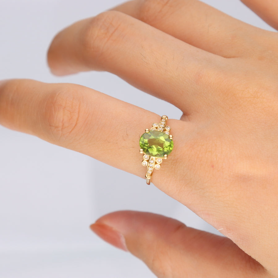 Alayah 10K Yellow Gold Oval-Cut Manchurian Peridot Ring