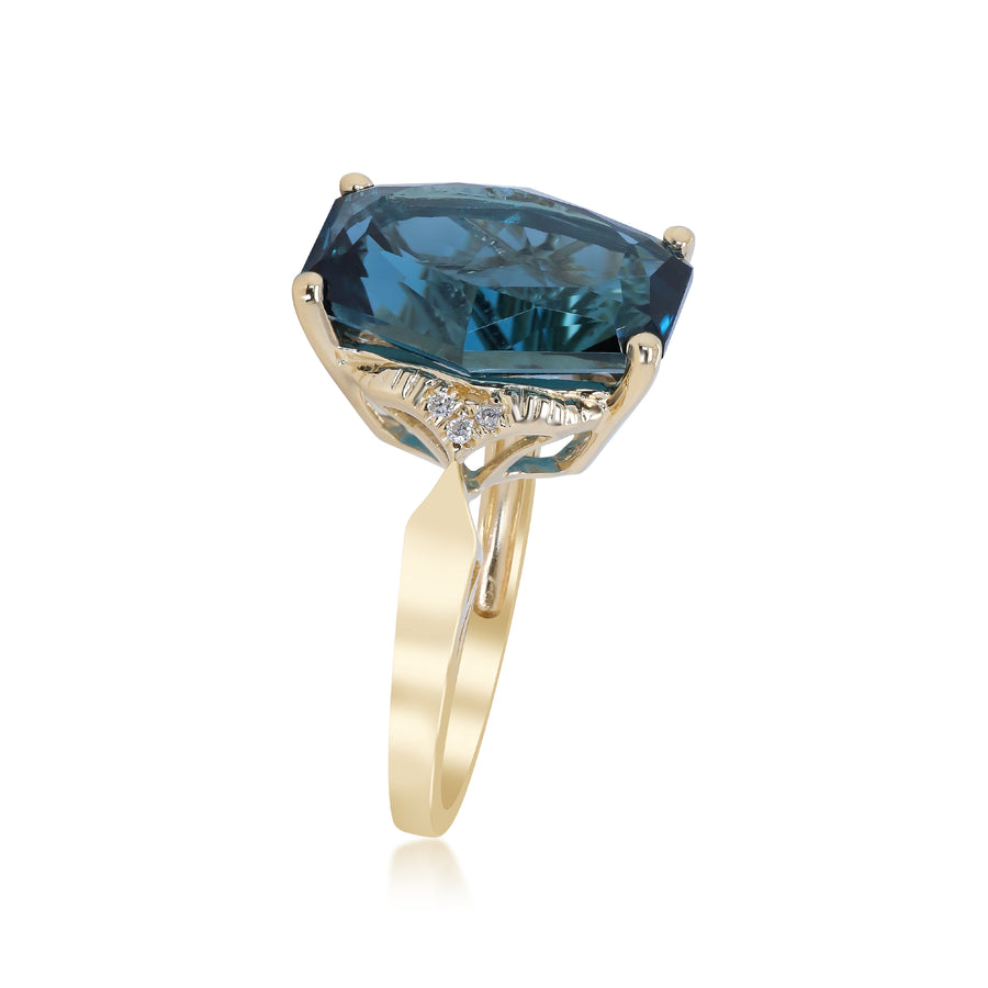 Alora 14 Yellow Gold Cushion-cut Brazilian London Blue Topaz Ring