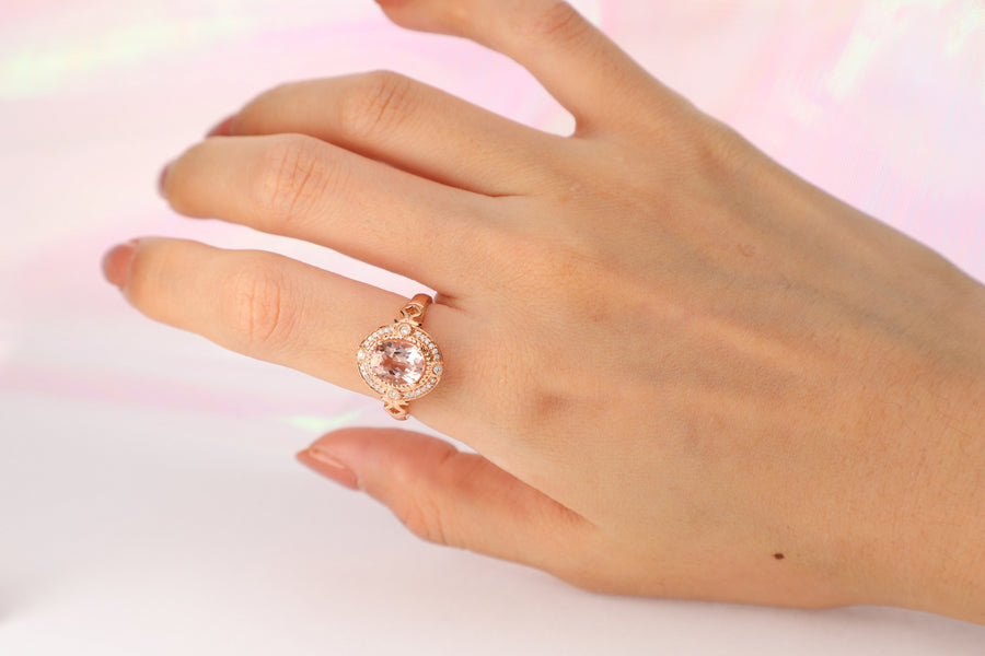 Clara 14K Rose Gold Oval Cut Madagascar Morganite Ring