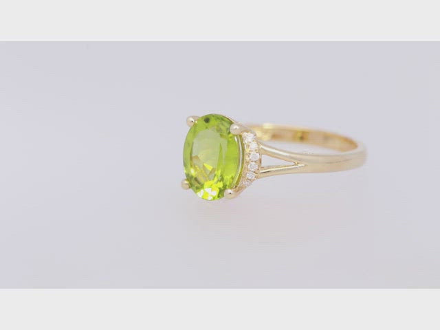 Vienna 10K Yellow Gold Round-Cut Manchurian Peridot Ring